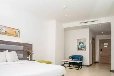 Liv Weibdeh Hotel Suites