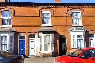 פנסיון Kunda House Madeley