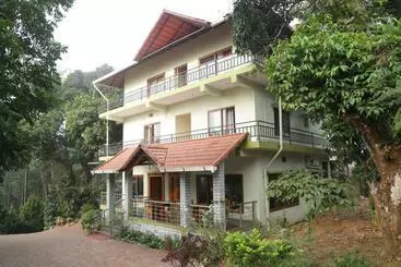 Kurort  Whispering Woods By Aura Hospitality