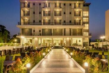 Hotel Grand Indu, 3 Star Kolhapur