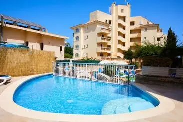 Sol Y Mar Apartments