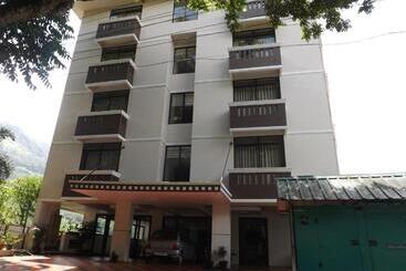 Hotel Tea Castle Munnar