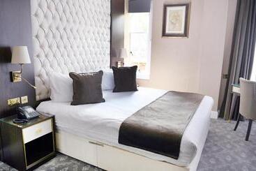 בית מלון כפרי Warren House