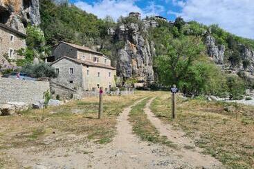 Aamiaismajoitus (B&B) Lou Mouli Di Baou