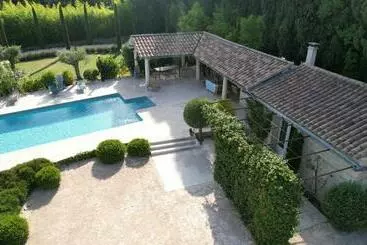 Majatalo Mas Des Bambous