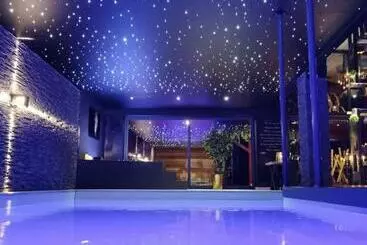 Aamiaismajoitus (B&B) Les Suites M