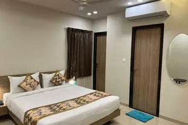 Hotel Natham By Vrinda