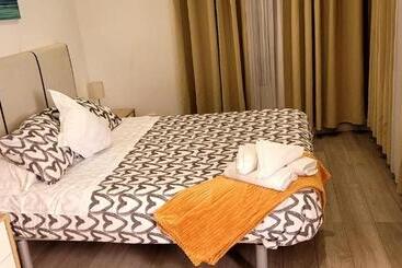 پانسیون Hospedaje Puente De Vallecas