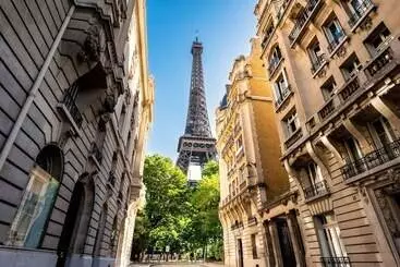 Staycity Aparthotels Paris La Defense