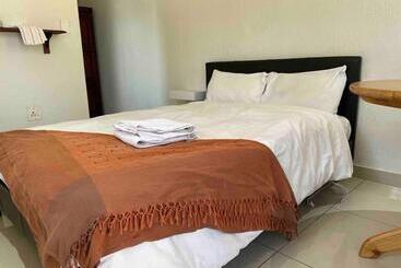 Pensió Private And Cozy