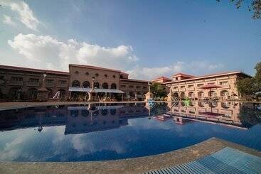 Evershine Resort & Spa