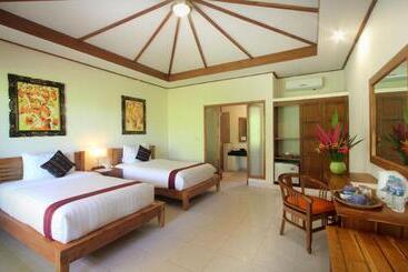 호텔 Puri Sari Beach