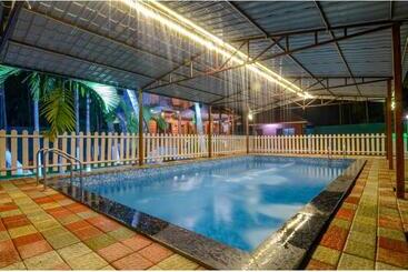 Bed and Breakfast Bhumi Cottage