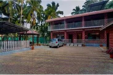 Bed and Breakfast Bhumi Cottage
