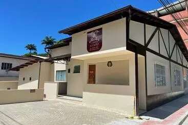 Retkeilymaja Canto Alemão