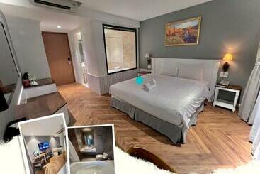 Thao Trang Laluxe Hotel Phu My Hung