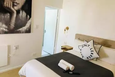 Bed and Breakfast Bluebanana Lodge