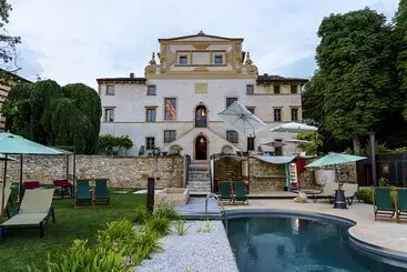 Hotelli Villa Balis Crema Verona Hills Adults Only