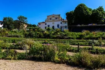 Hotelli Villa Balis Crema Verona Hills   Adults Only