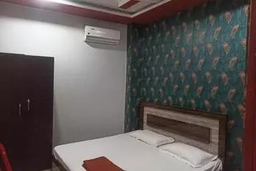 Hotel White Stone Gonda