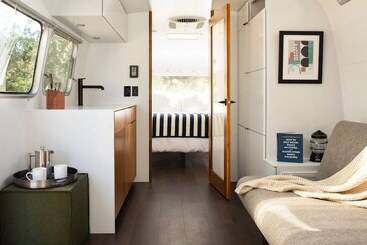 בית מלון כפרי Autocamp Catskills