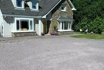 ベッドアンドブレックファースト Mulberry Lodge