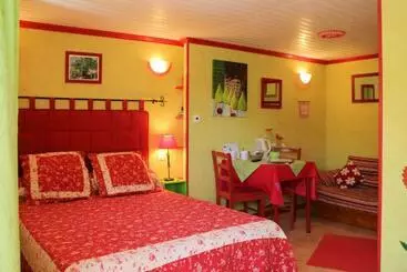 Bed and Breakfast La Roche Bleue