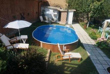 پانسیون Guest House Simona