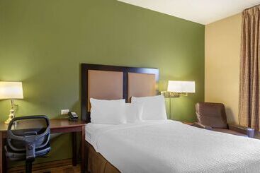 בית מלון כפרי Mainstay Suites Chicago Hillside