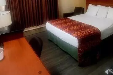 Отель Jets Motor Inn