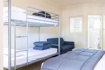 Отель Nrma Treasure Island Holiday Resort