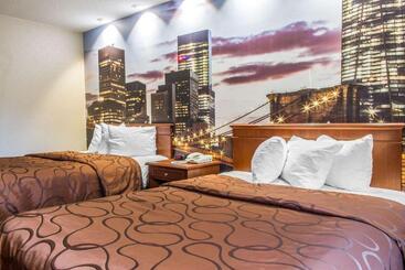 Hotel Rodeway Inn Capri