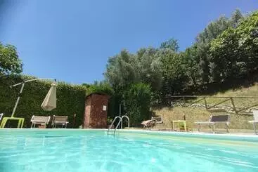 ホテル Agriturismo La Turritella