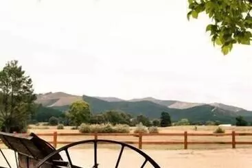 ホテル Mt Buffalo Caravan Park