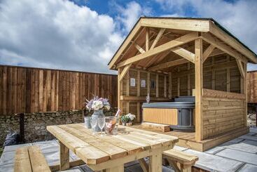 Elidyr Cottage   3 Bed Cottage   Amroth