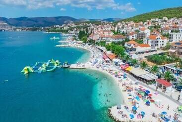 Hotel Excellent Double Bed Room With Balcony And Sea View