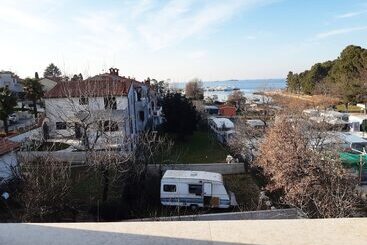Pension House Uli Near The Funtana Beach