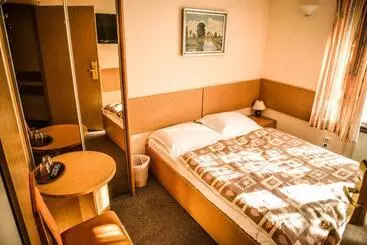 בית מלון כפרי Gościniec Nad Potokiem