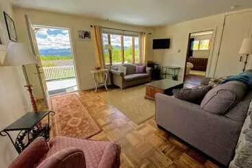 コテージ 3l Cabin In Picturesque Sugar Hill Breathtaking Views Minutes From White Mountains Attractions