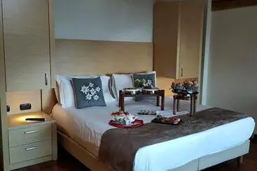 Hotel Savoia Mountain – Il Resort Nel Bosco