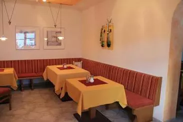 Апартаменты Achental Apartements Haus Regenbogen Pension