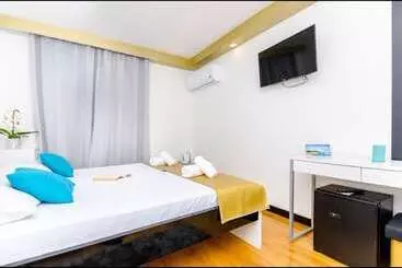 پانسیون Room In Guest Room   All Saints Suites B&b Kastela   Double Room