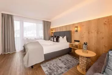 ホテル Alphof Stubaital