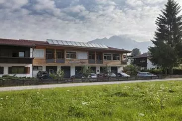 هتل Appartements Im Schindlhaus