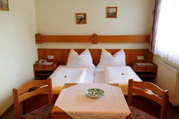 펜션 Gästehaus Ulbing