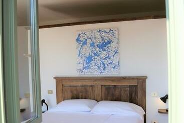 آپارتمان Appartamenti Ferrari Residence