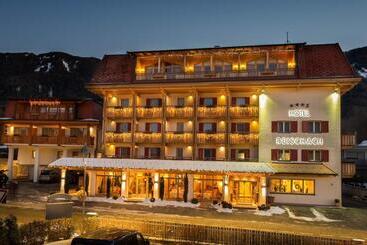فندق Reischach