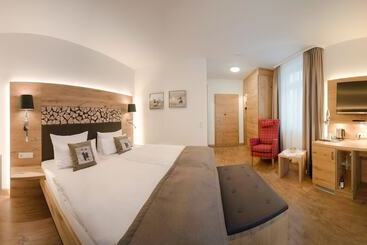 Das Waldhotel   Genuss & Wellness Am Notschreipass