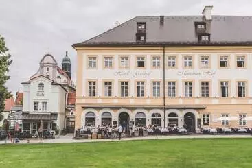 פנסיון Münchner Hof