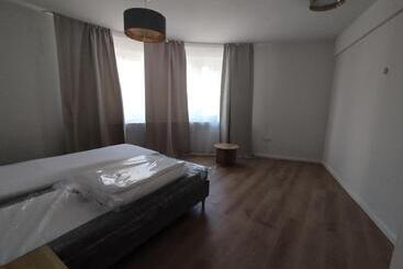 هتل Doerenkamp Self Check In